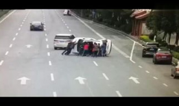 车祸视频合集,惊心动魄！车祸视频合集揭示事故瞬间